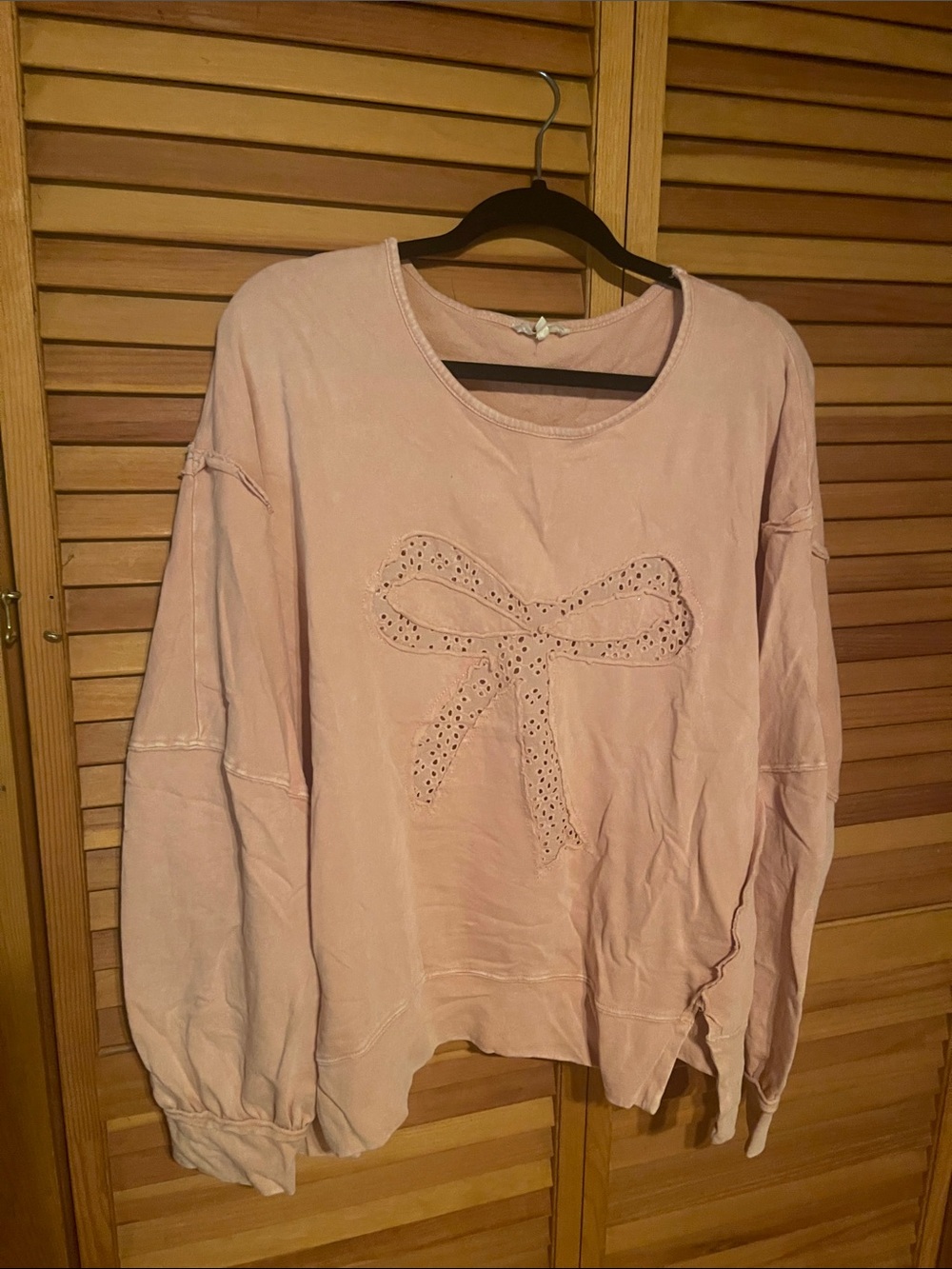 easel Light Pink Eyelet Bow Pullover Sweatshirt